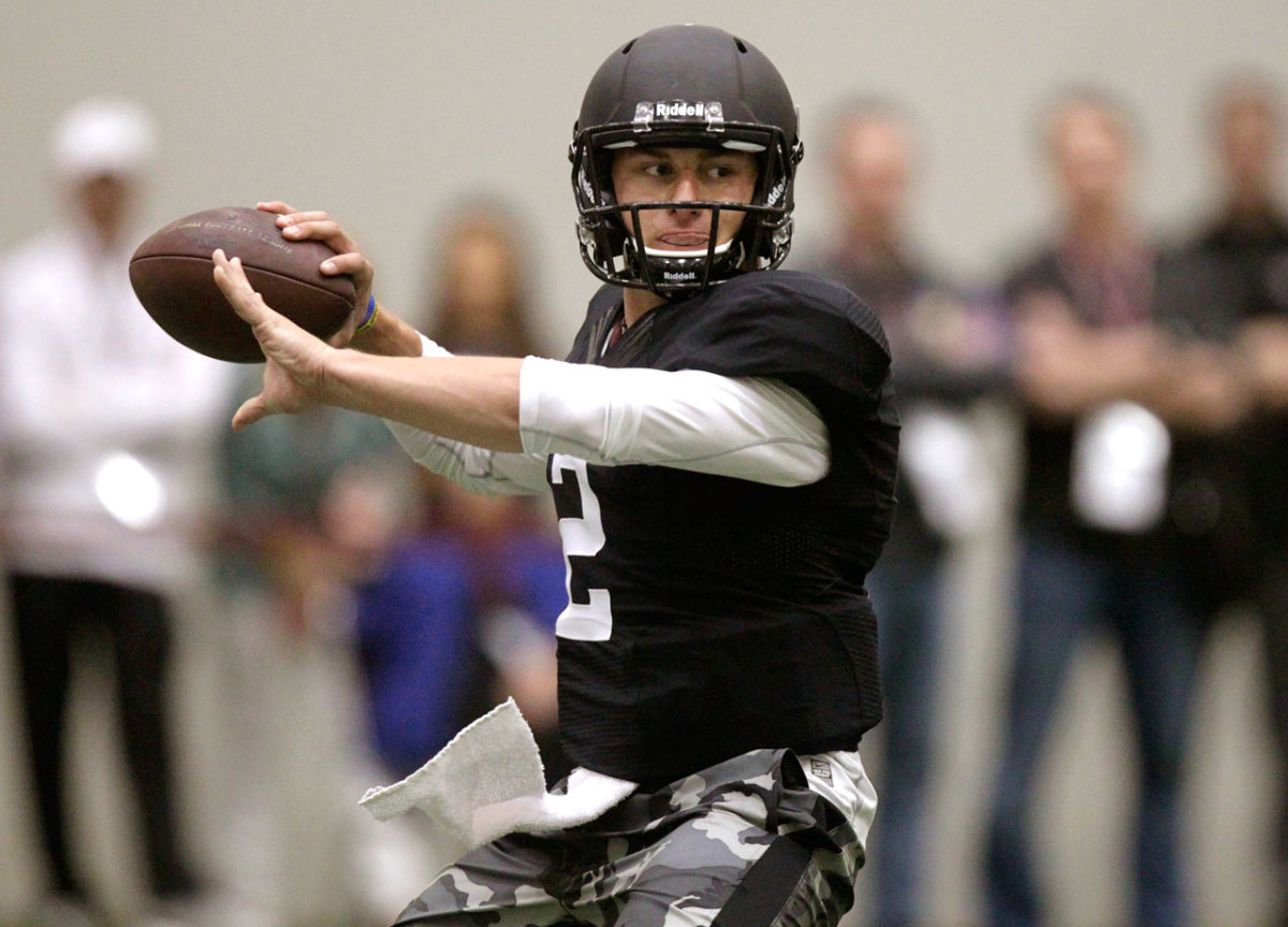 2014-johnny-manziel-c0606cc299ed4c4a94d2acadd900cec0-0.jpg